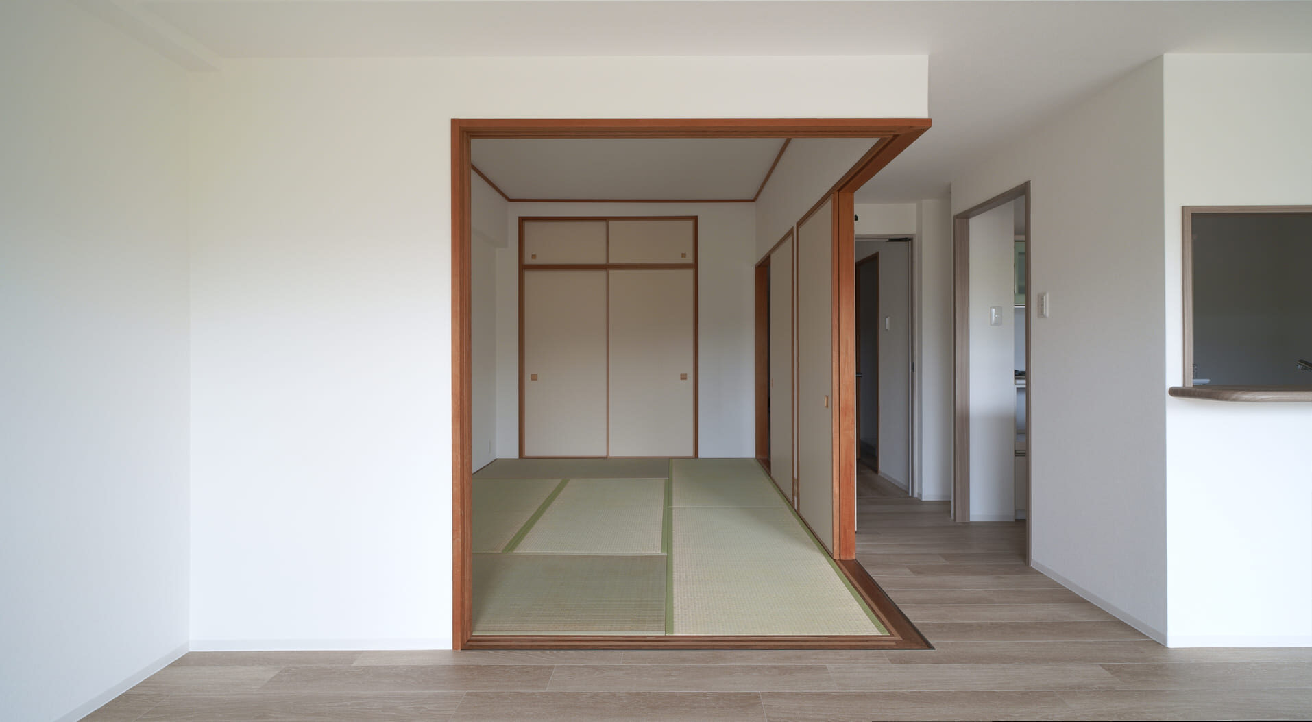 姫路市北原の築28年のマンション／水回り4点（キッチン・浴室・洗面・トイレ）交換＋暗い印象の内装を好みの北欧系アッシュにリフォーム