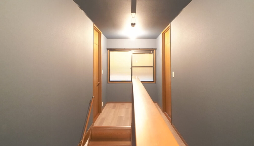 姫路市白鳥台の築29年の戸建住宅/キッチン・ユニットバス・洗面(水回り3点)+内装+ガレージシャッターをリフォーム