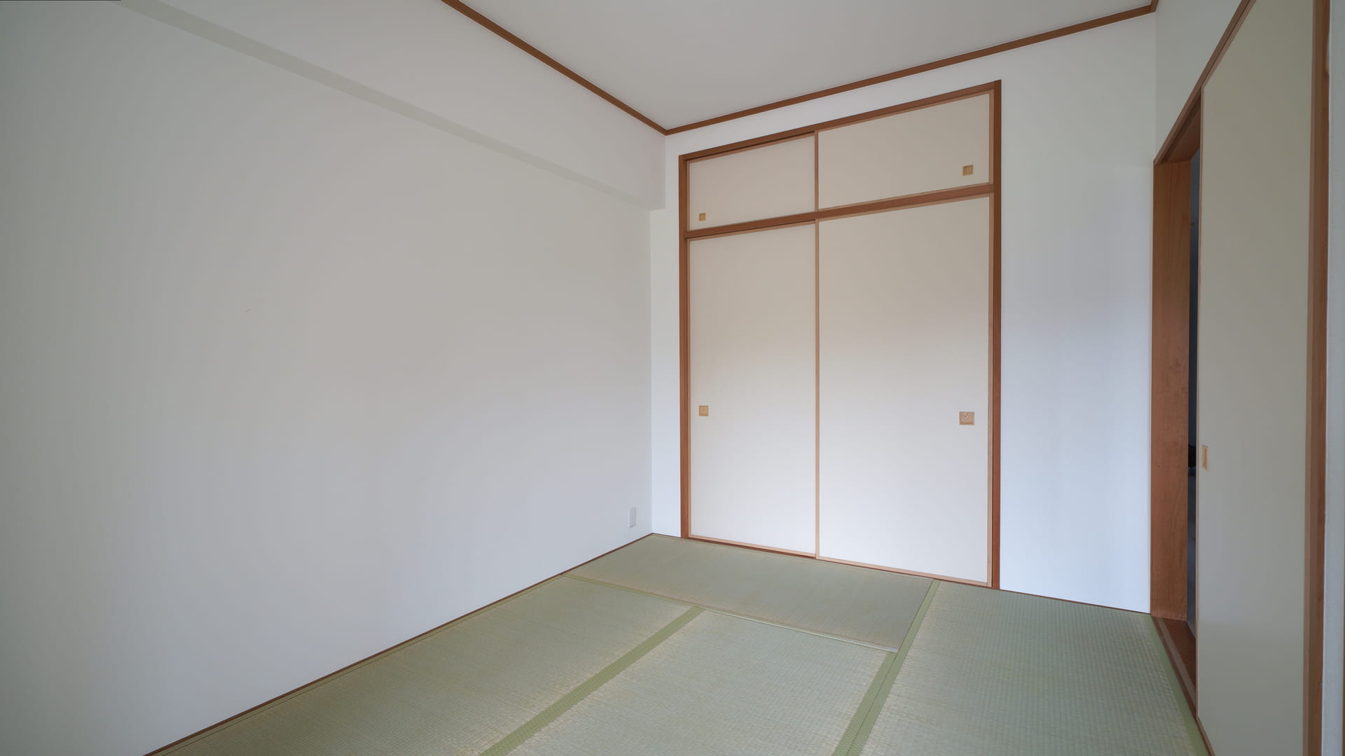 姫路市北原の築28年のマンション／水回り4点（キッチン・浴室・洗面・トイレ）交換＋暗い印象の内装を好みの北欧系アッシュにリフォーム