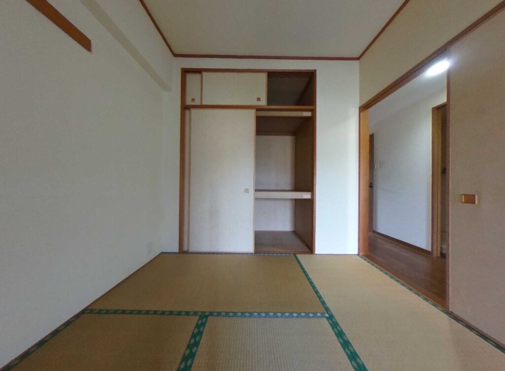 姫路市北原の築28年のマンション／水回り4点（キッチン・浴室・洗面・トイレ）交換＋暗い印象の内装を好みの北欧系アッシュにリフォーム