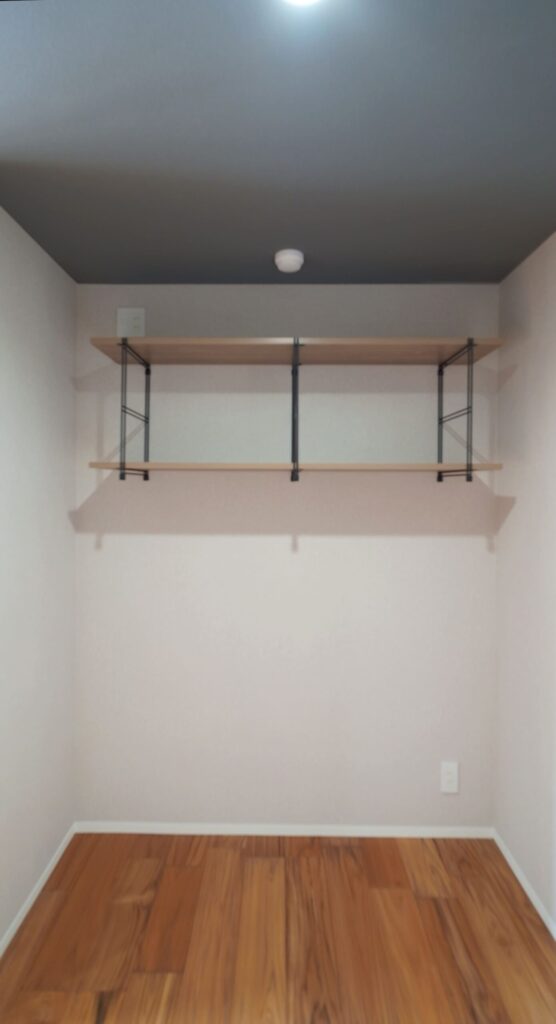 姫路市豊富町の築32年マンション/配管から一新するスケルトンフルリノベーションで「広すぎる家」から「夫婦の理想の2LDK」へ