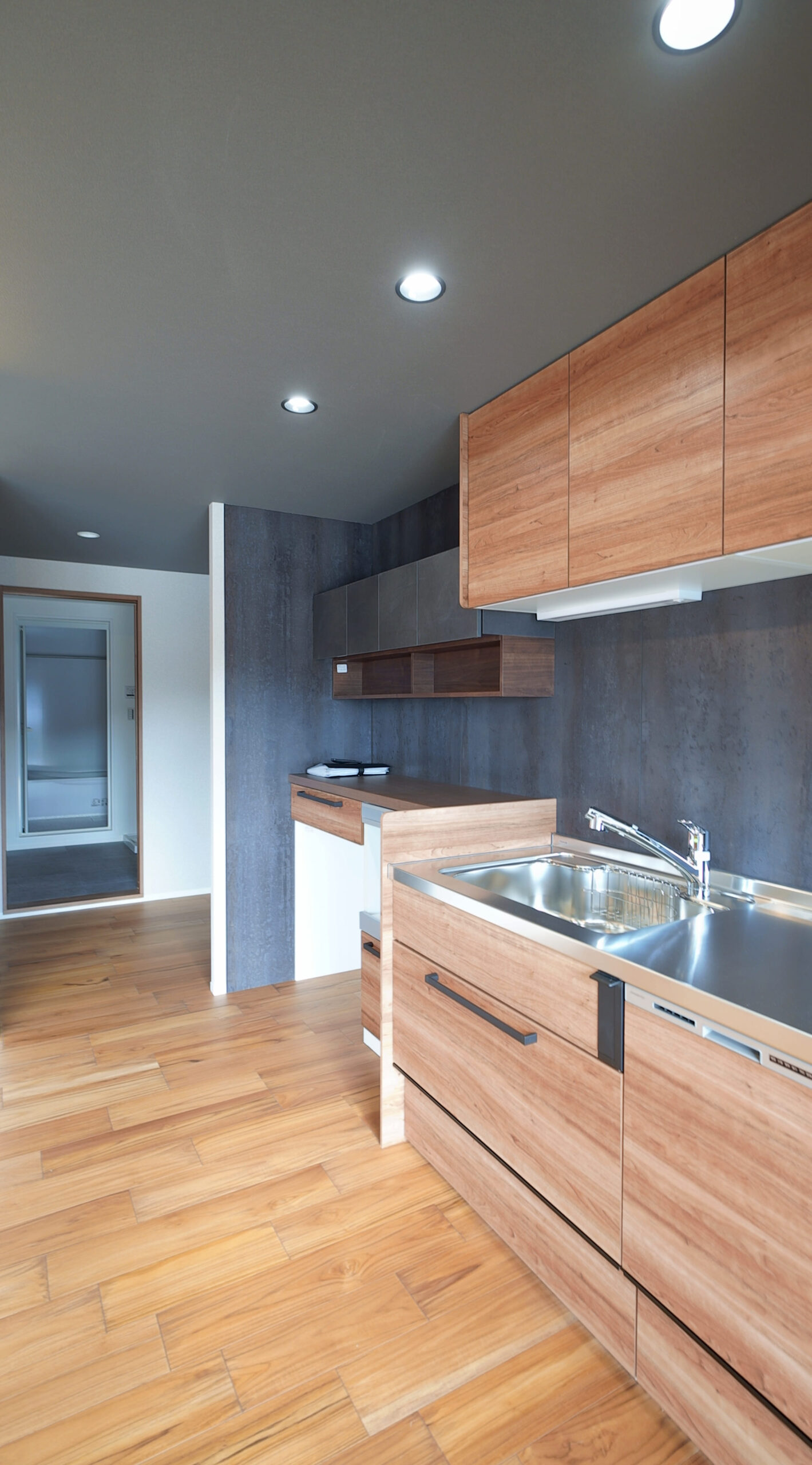 姫路市豊富町の築32年マンション/配管から一新するスケルトンフルリノベーションで「広すぎる家」から「夫婦の理想の2LDK」へ