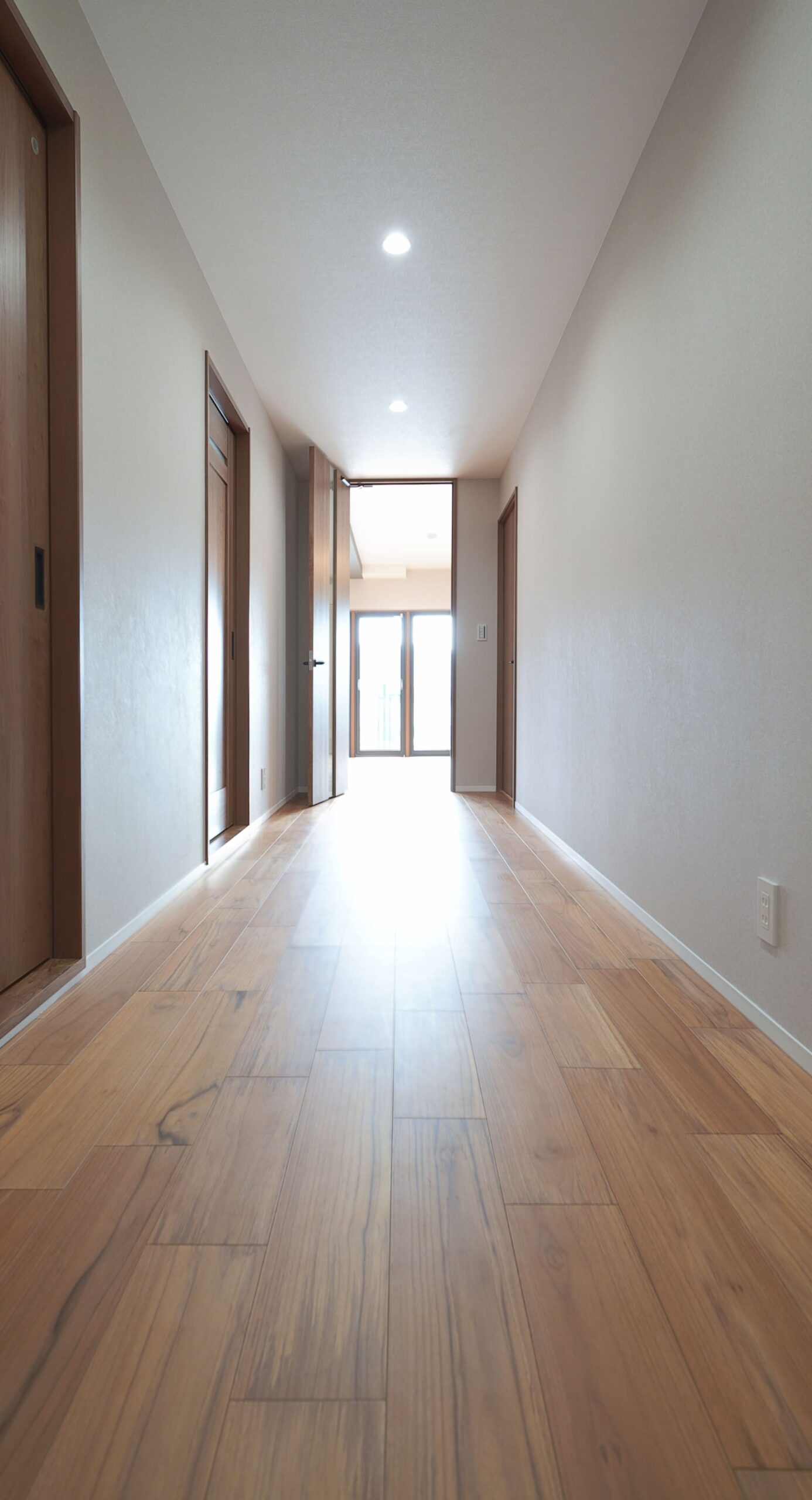 姫路市豊富町の築32年マンション/配管から一新するスケルトンフルリノベーションで「広すぎる家」から「夫婦の理想の2LDK」へ