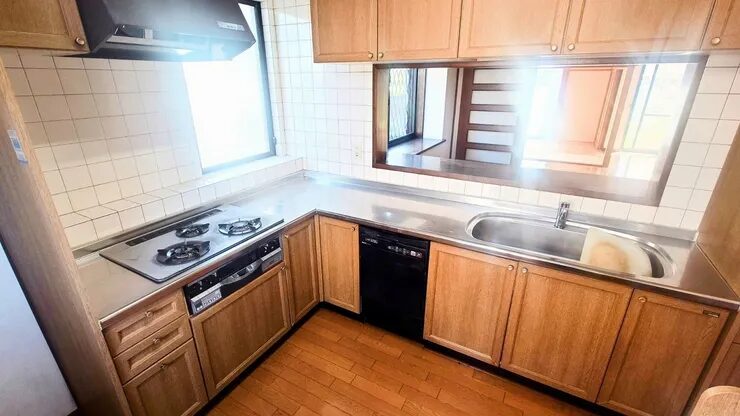 築33年の戸建住宅／予算内で最大限に！和室３部屋を洋室にリフォーム