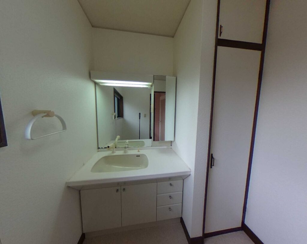 築33年の戸建住宅／予算内で最大限に！和室３部屋を洋室にリフォーム