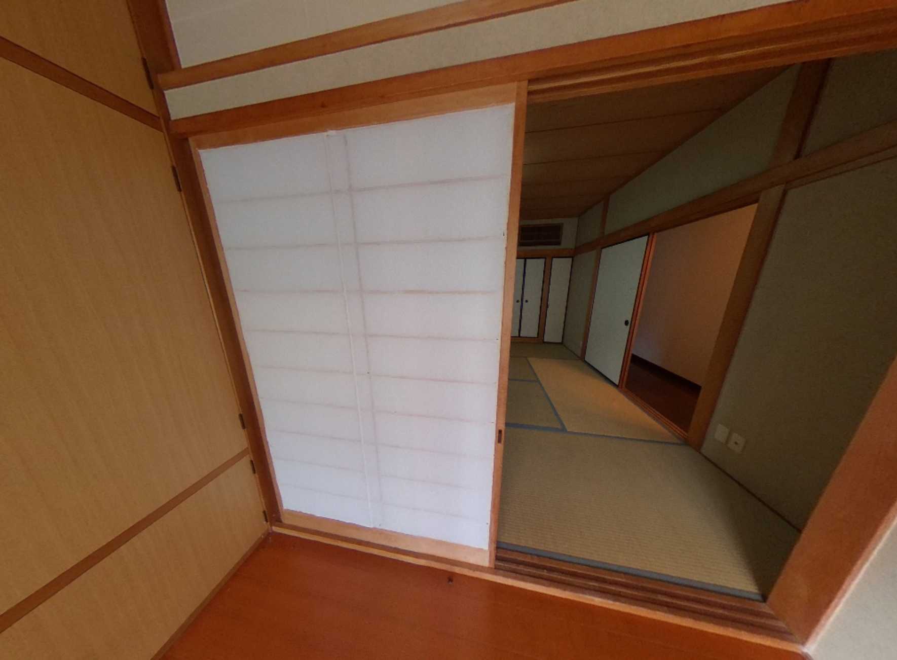 築33年の戸建住宅／予算内で最大限に！和室３部屋を洋室にリフォーム