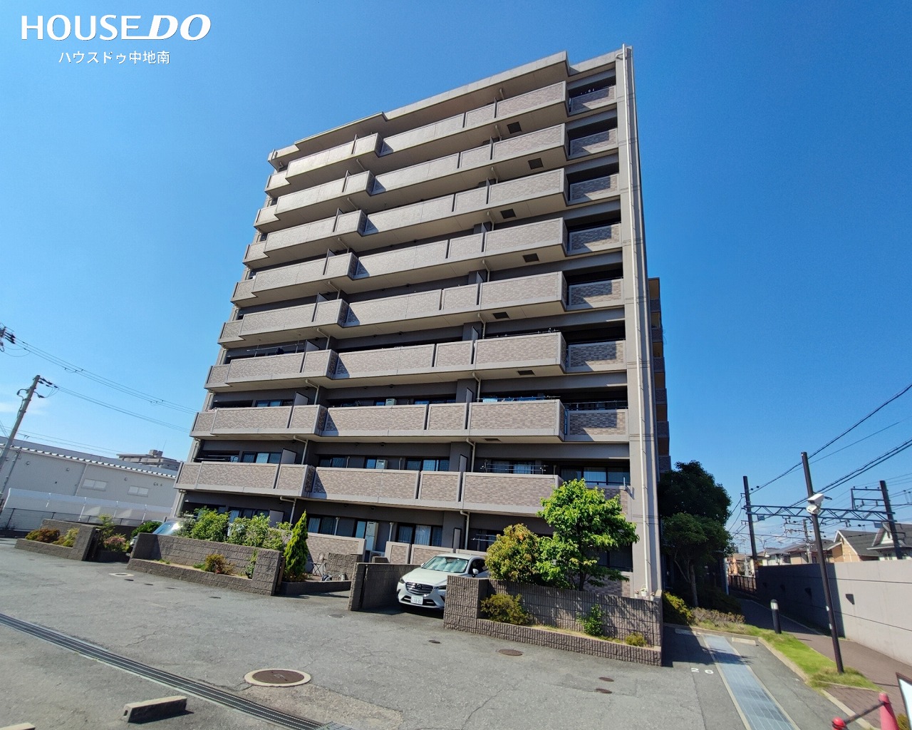 ヴェルビュ姫路・飾磨一番館　【4LDK】